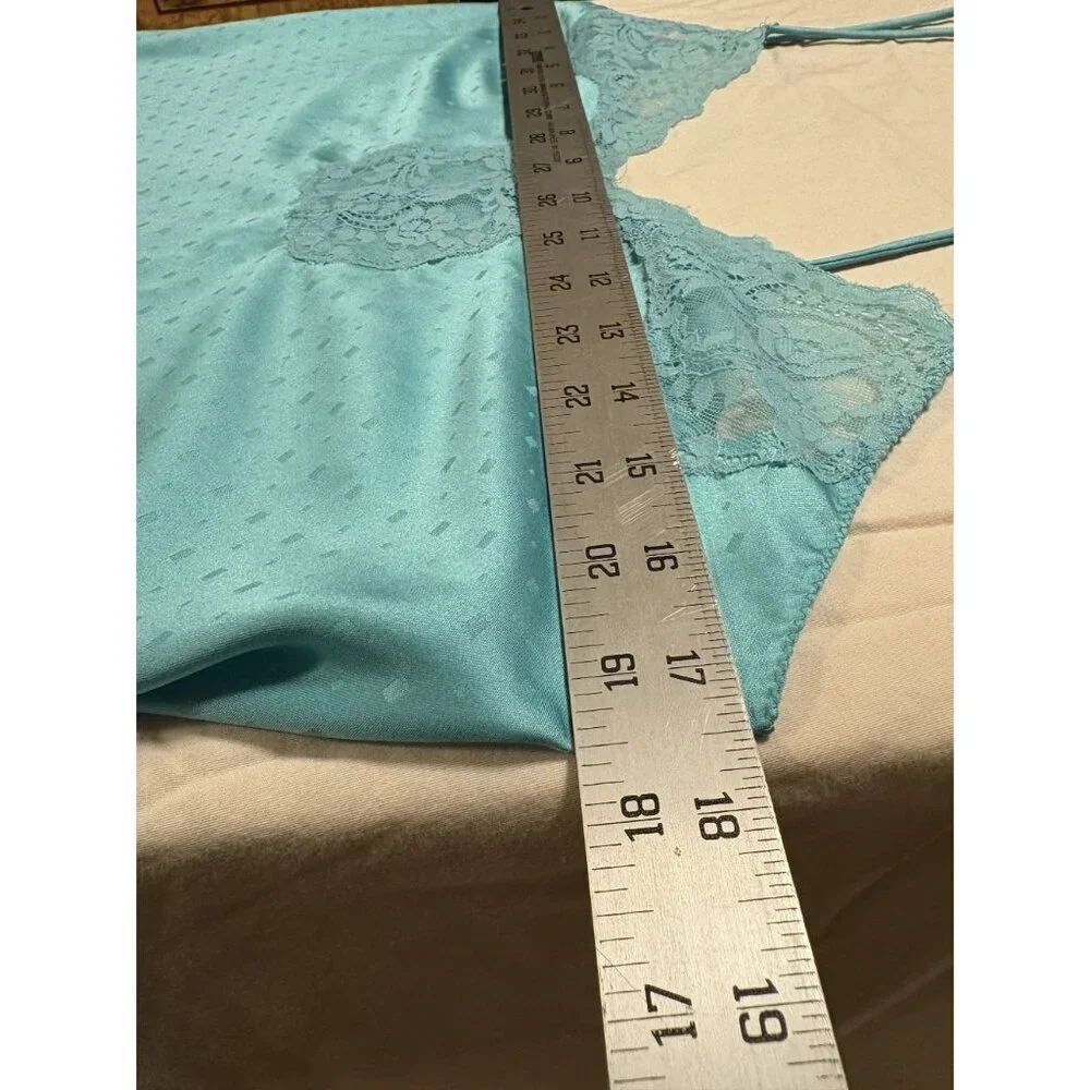 Vintage Victoria's Secret 80's Lace-Trimmed Chemise Nightgown M Aqua Blue USA